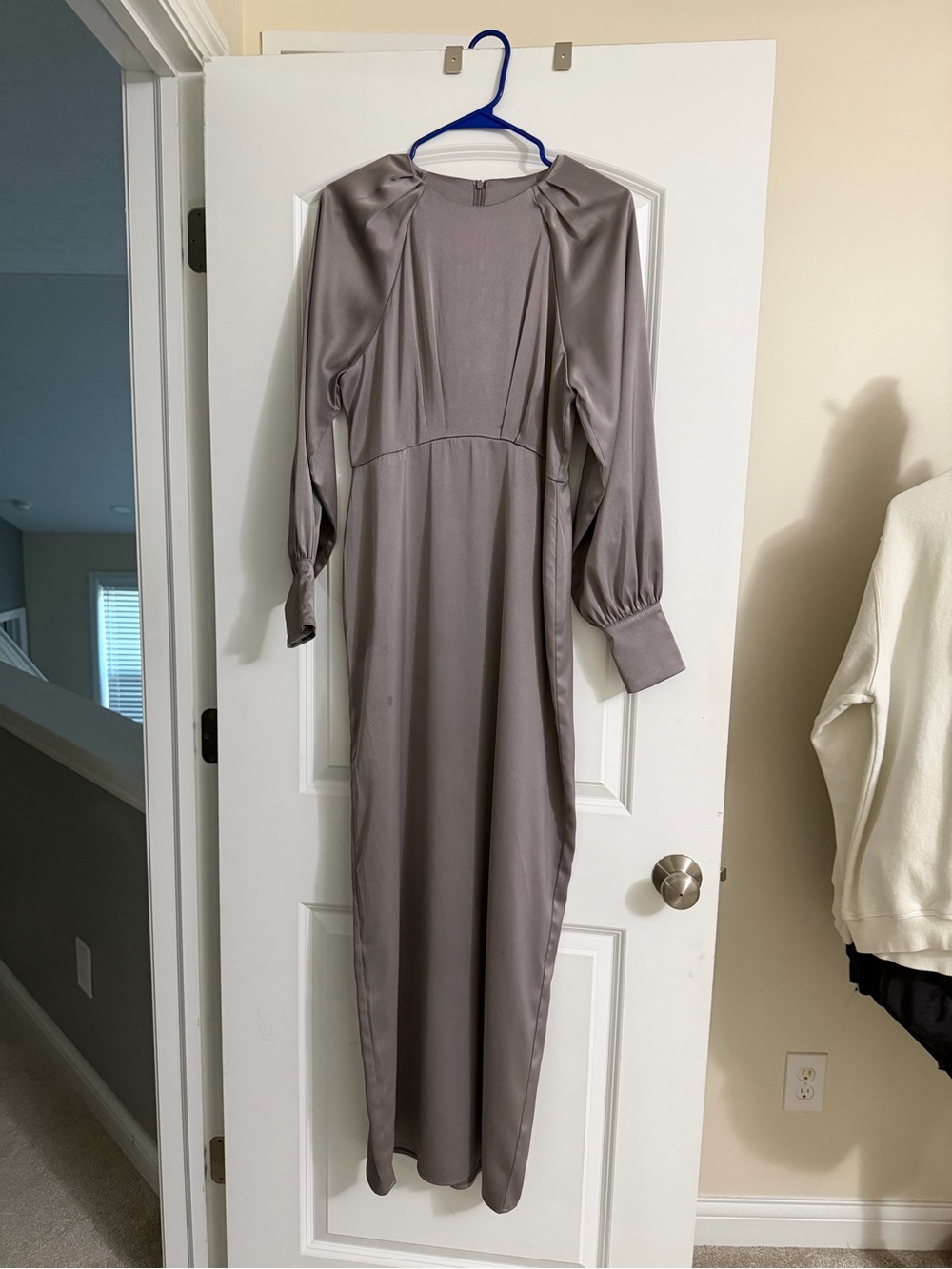 Elegant Long-Sleeve Maxi Dress in Taupe